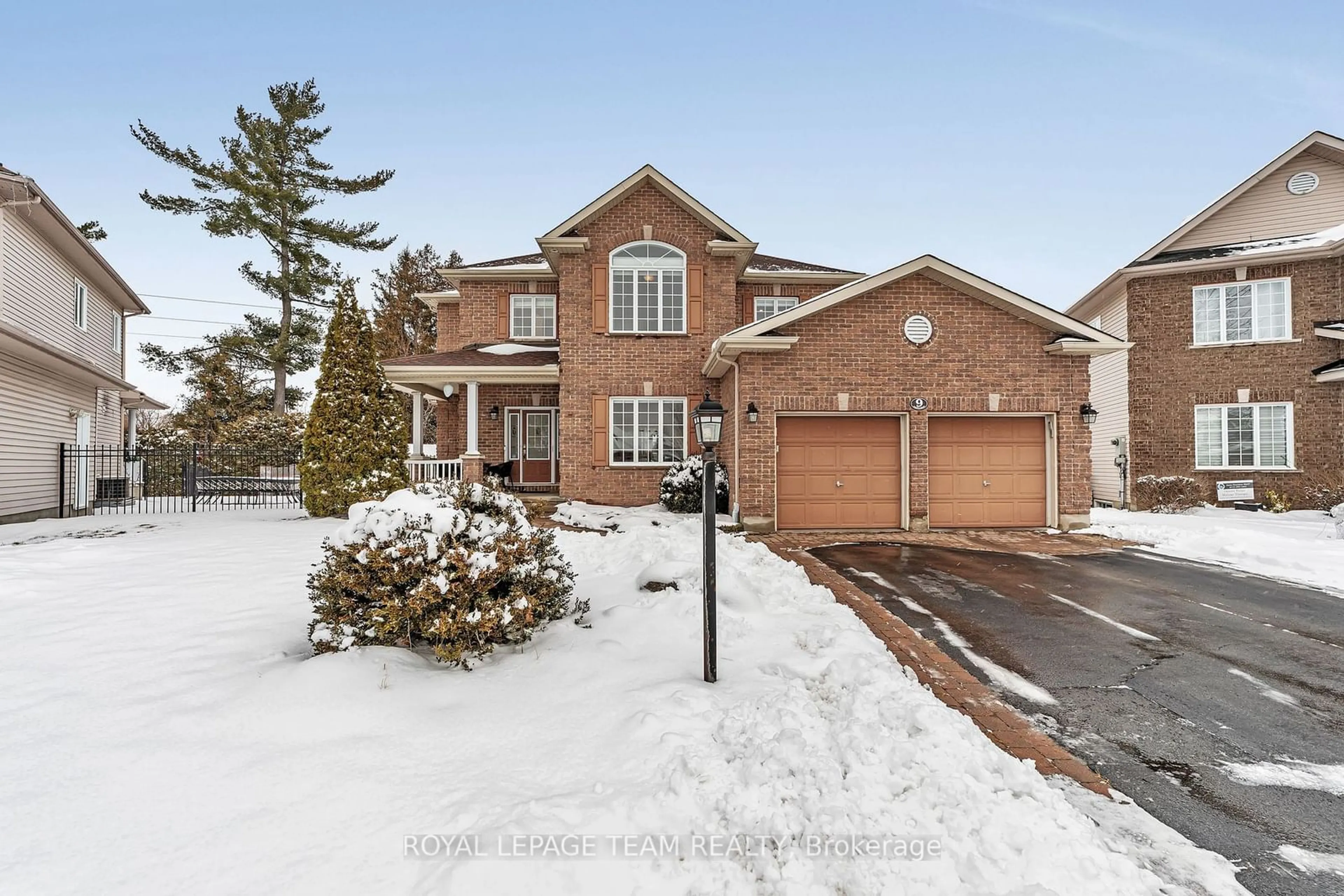 Unknown for 9 Galena Crt, Stittsville - Munster - Richmond Ontario K2S 1Z3