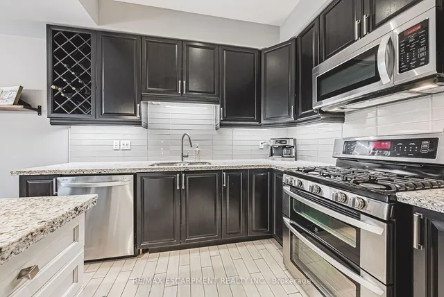Additional property image - 48 Madonna Dr