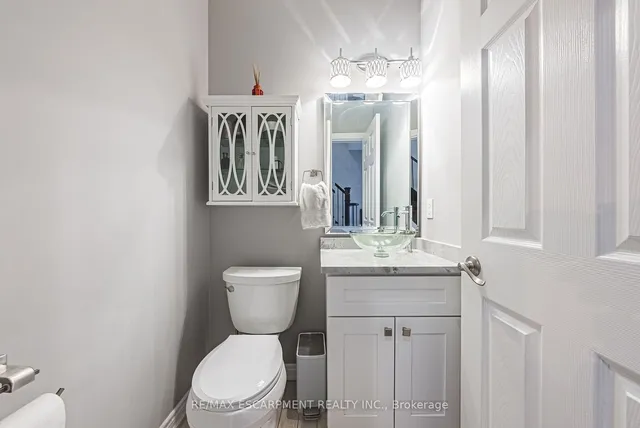 Additional property image - 48 Madonna Dr