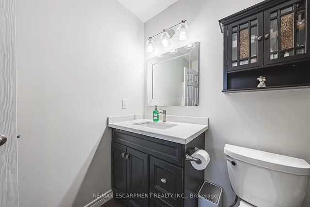 Additional property image - 48 Madonna Dr