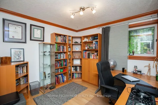 Additional property image - 341 Clarendon Dr