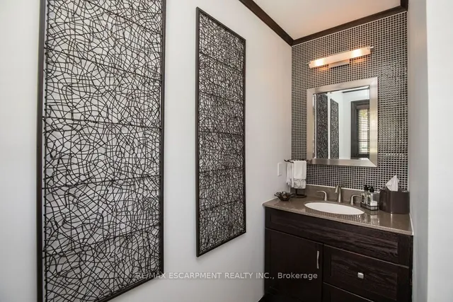Additional property image - 341 Clarendon Dr