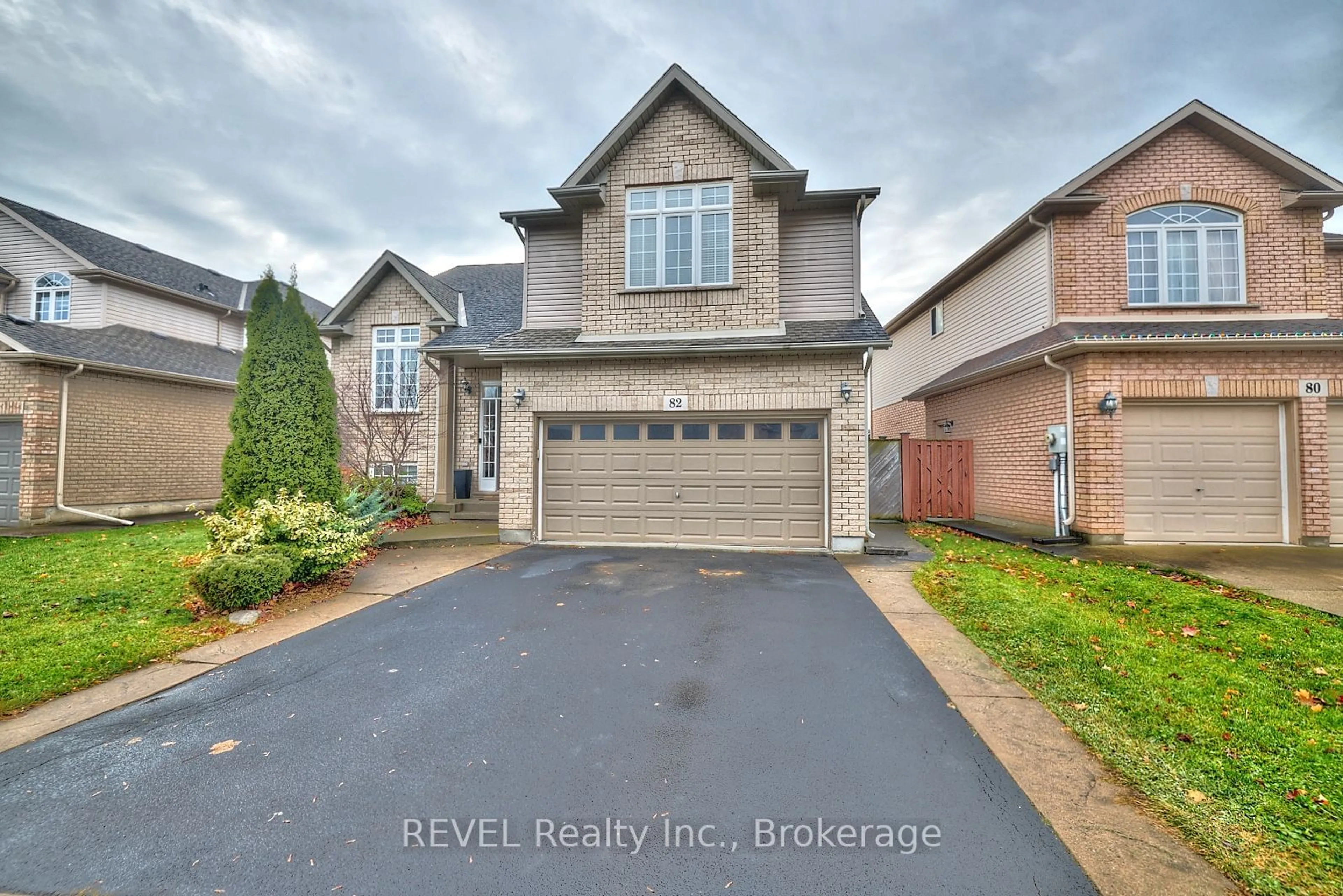 Home with brick exterior material, street for 82 Macturnbull Dr, St. Catharines Ontario L2S 4B1