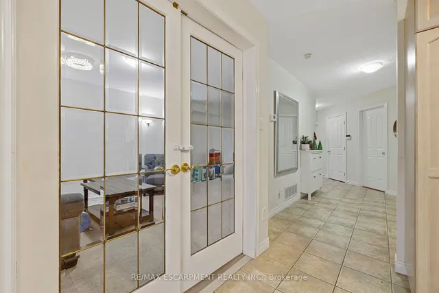 Additional property image - 76 Redfern Ave