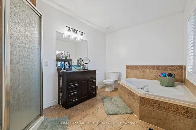 Additional property image - 76 Redfern Ave