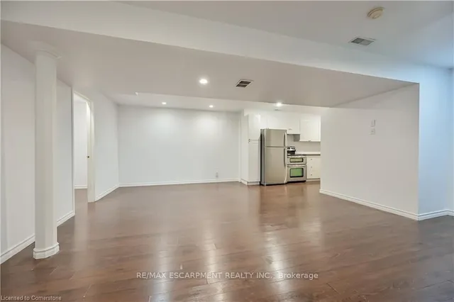 Additional property image - 76 Redfern Ave