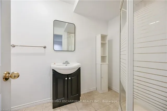 Additional property image - 76 Redfern Ave