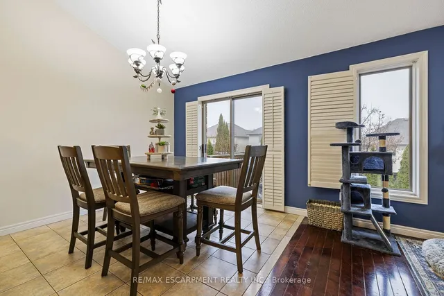 Additional property image - 76 Redfern Ave
