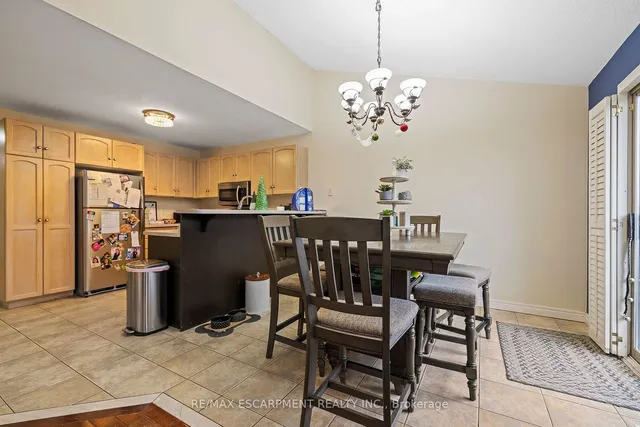 Additional property image - 76 Redfern Ave