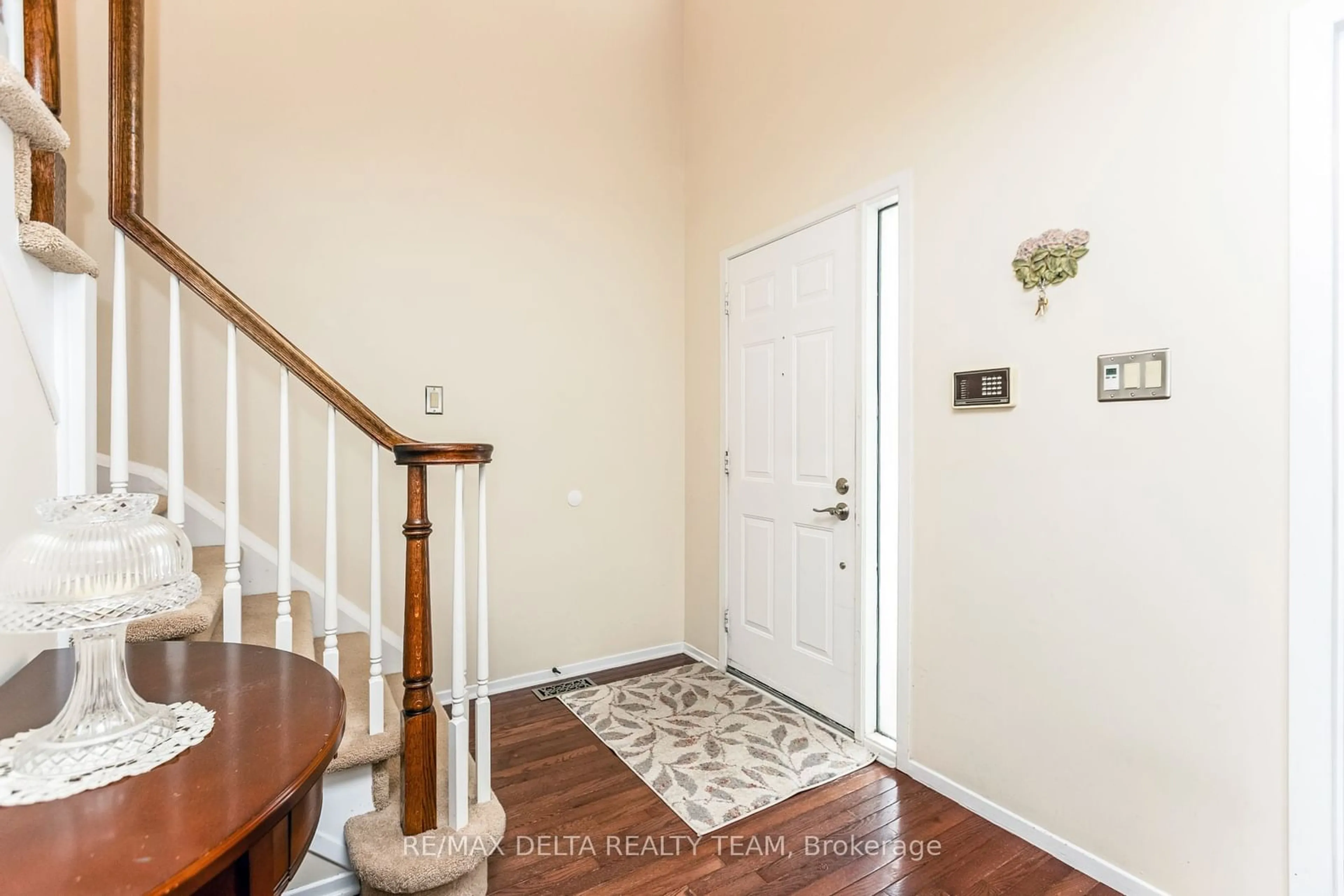 Indoor entryway for 2024 Legrand Cres, Orleans - Cumberland and Area Ontario K1E 3P8