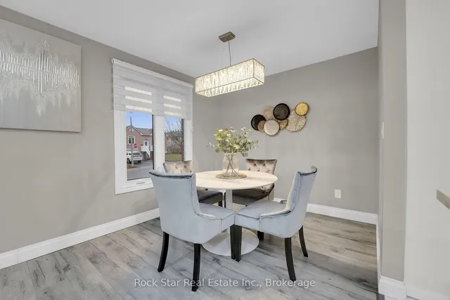 Additional property image - 75 Queen Victoria Dr
