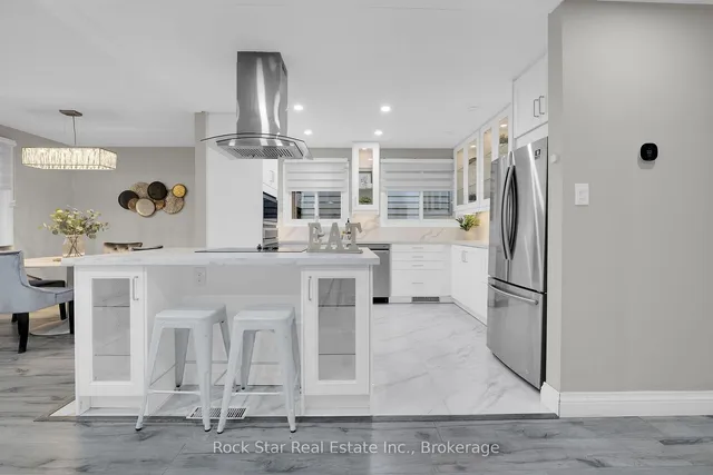 Additional property image - 75 Queen Victoria Dr