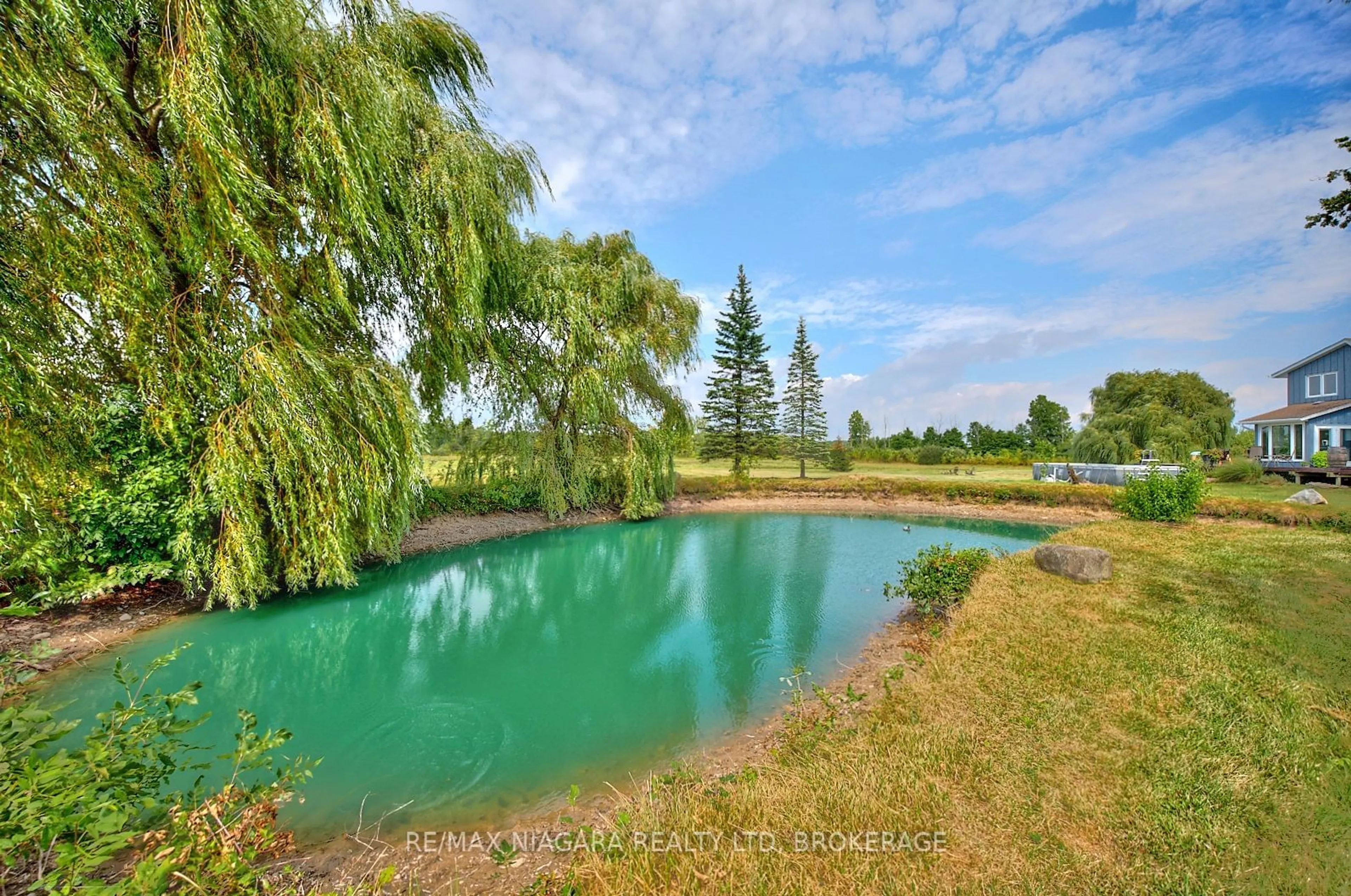 Pool for 490 Mathews Rd, Fort Erie Ontario L0S 1R0