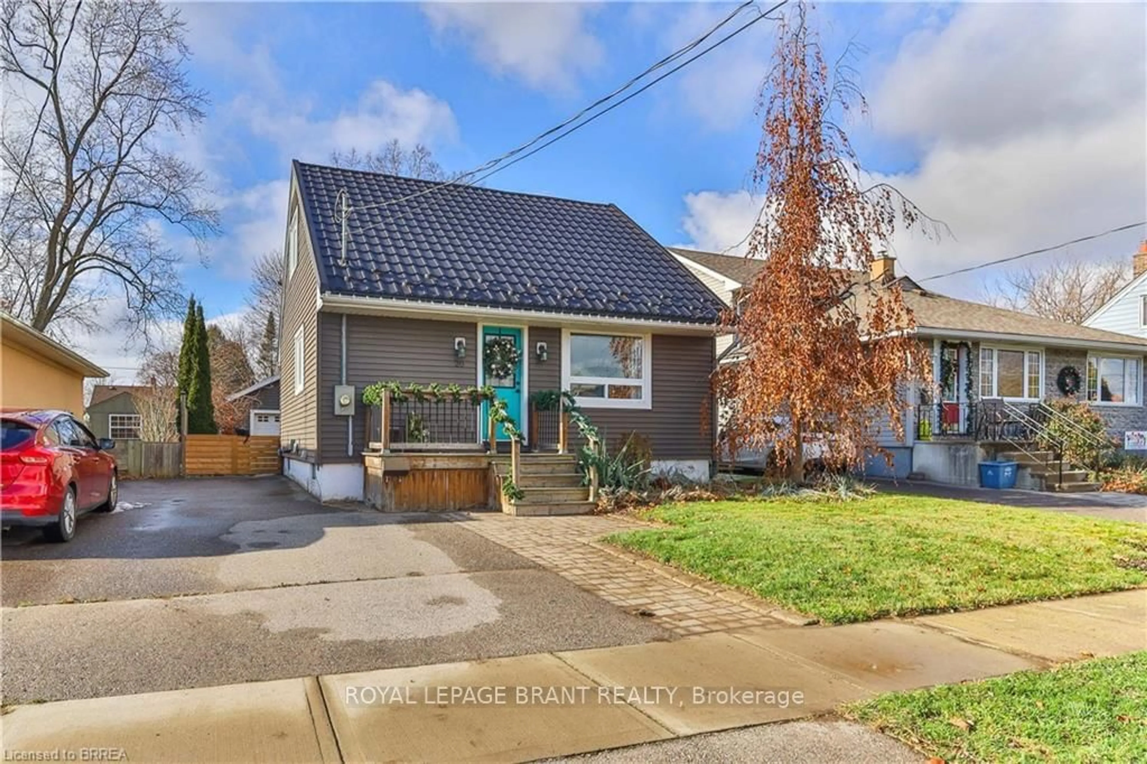 Home with brick exterior material, street for 20 Frank St, Brantford Ontario N3T 5C9