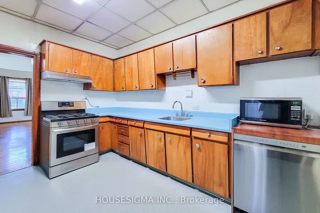 Additional property image - 185 East Ave