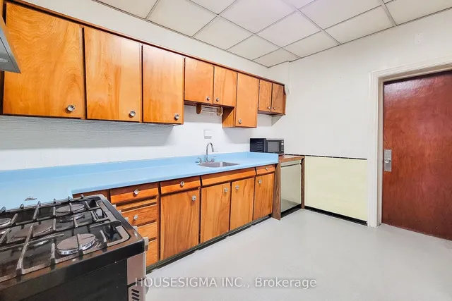 Additional property image - 185 East Ave