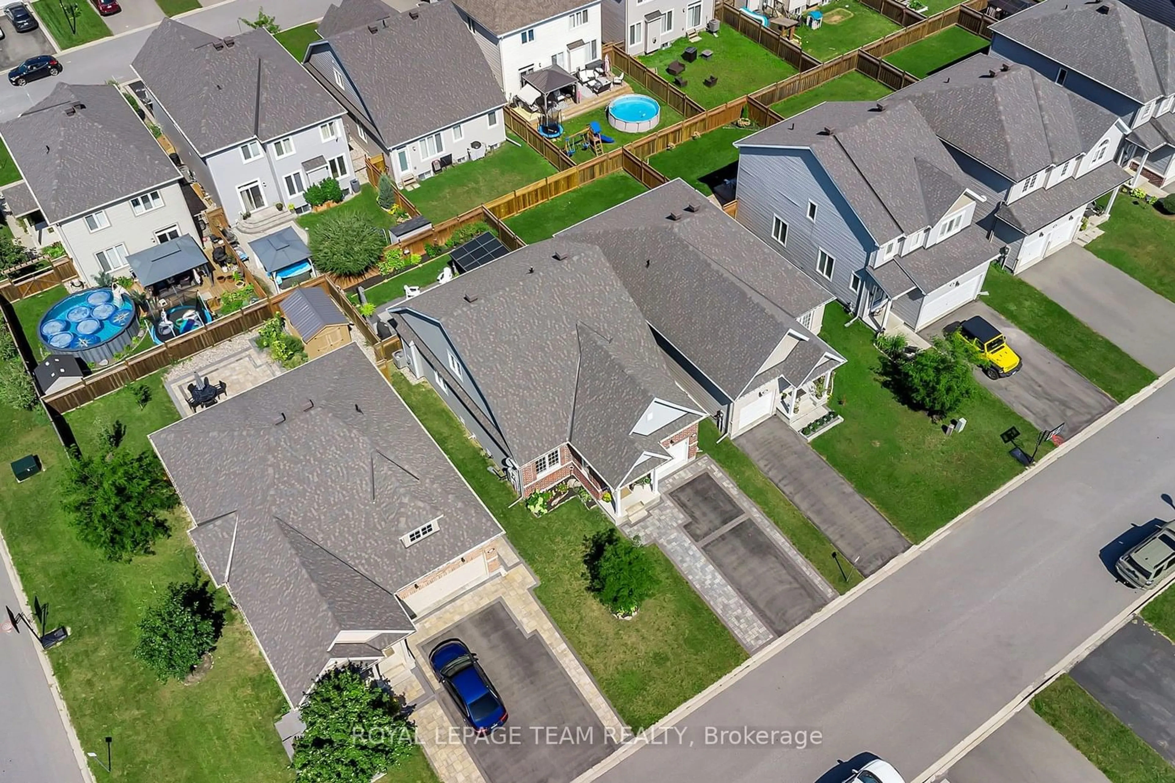 A pic from outside/outdoor area/front of a property/back of a property/a pic from drone, street for 2625 TEMPO Dr, North Grenville Ontario K0G 1J0