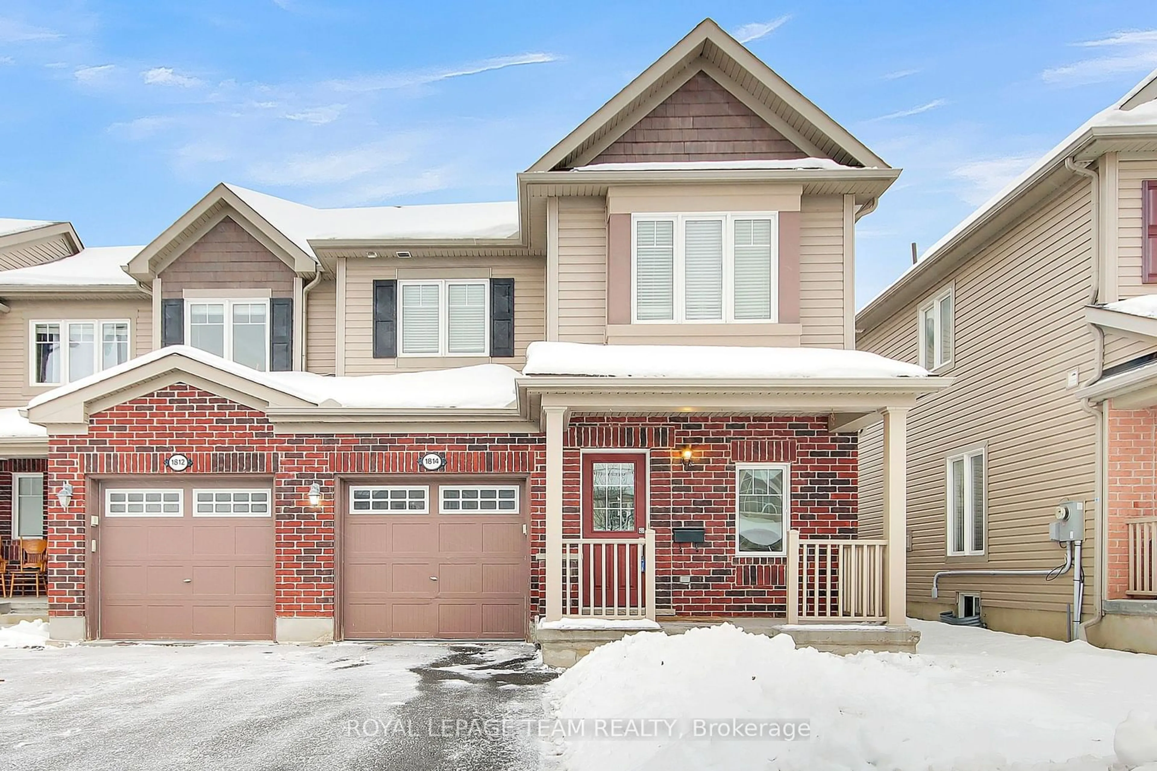 Home with brick exterior material, street for 1814 Maple Grove Rd, Stittsville - Munster - Richmond Ontario K2S 0M7