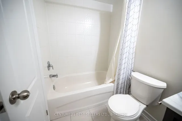 Additional property image - 383 Dundas St Unit 45