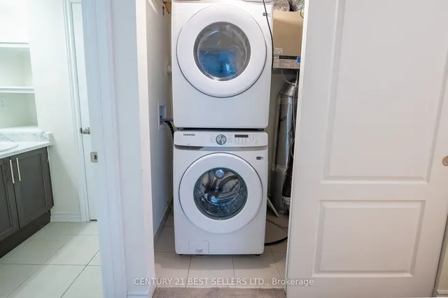 Additional property image - 383 Dundas St Unit 45