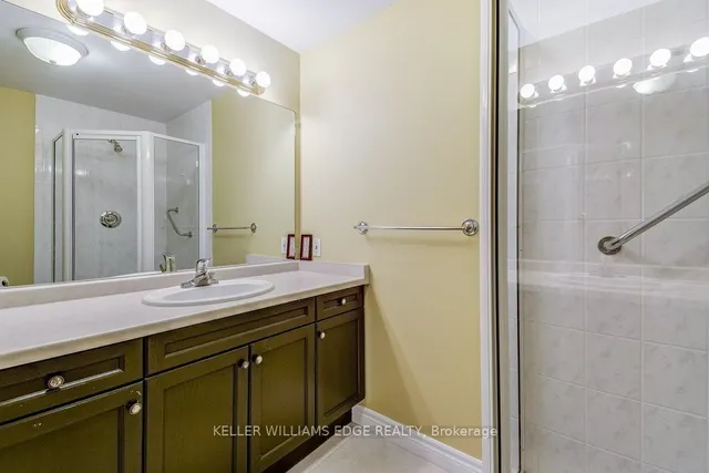 Additional property image - 77 Governors Rd Unit 501