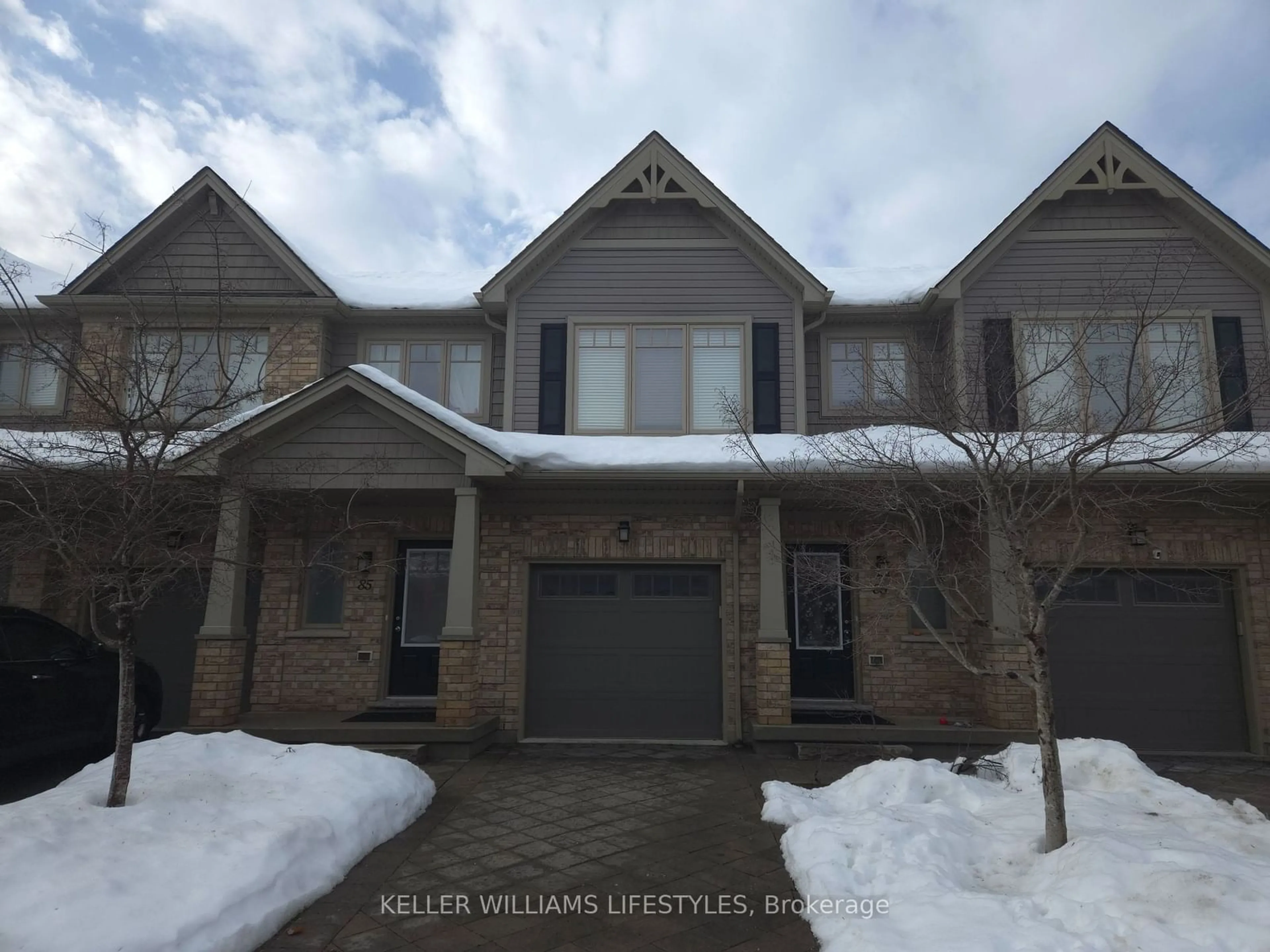 Home with brick exterior material, street for 1924 CEDARHOLLOW Blvd #83, London Ontario N5X 0K3