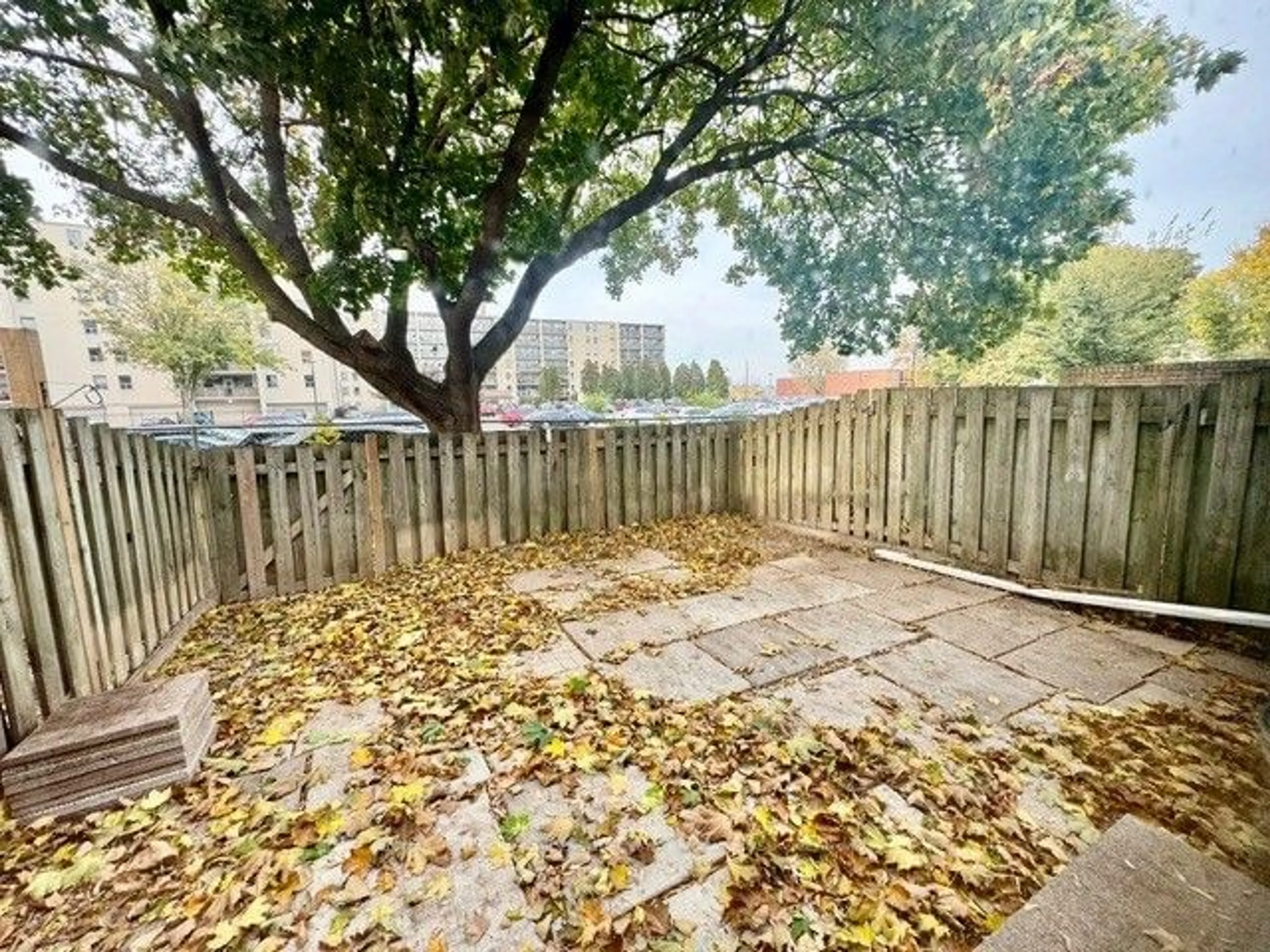 A pic from outside/outdoor area/front of a property/back of a property/a pic from drone, forest/trees view for 17 Old Pine Tr #124, St. Catharines Ontario L2M 6P9