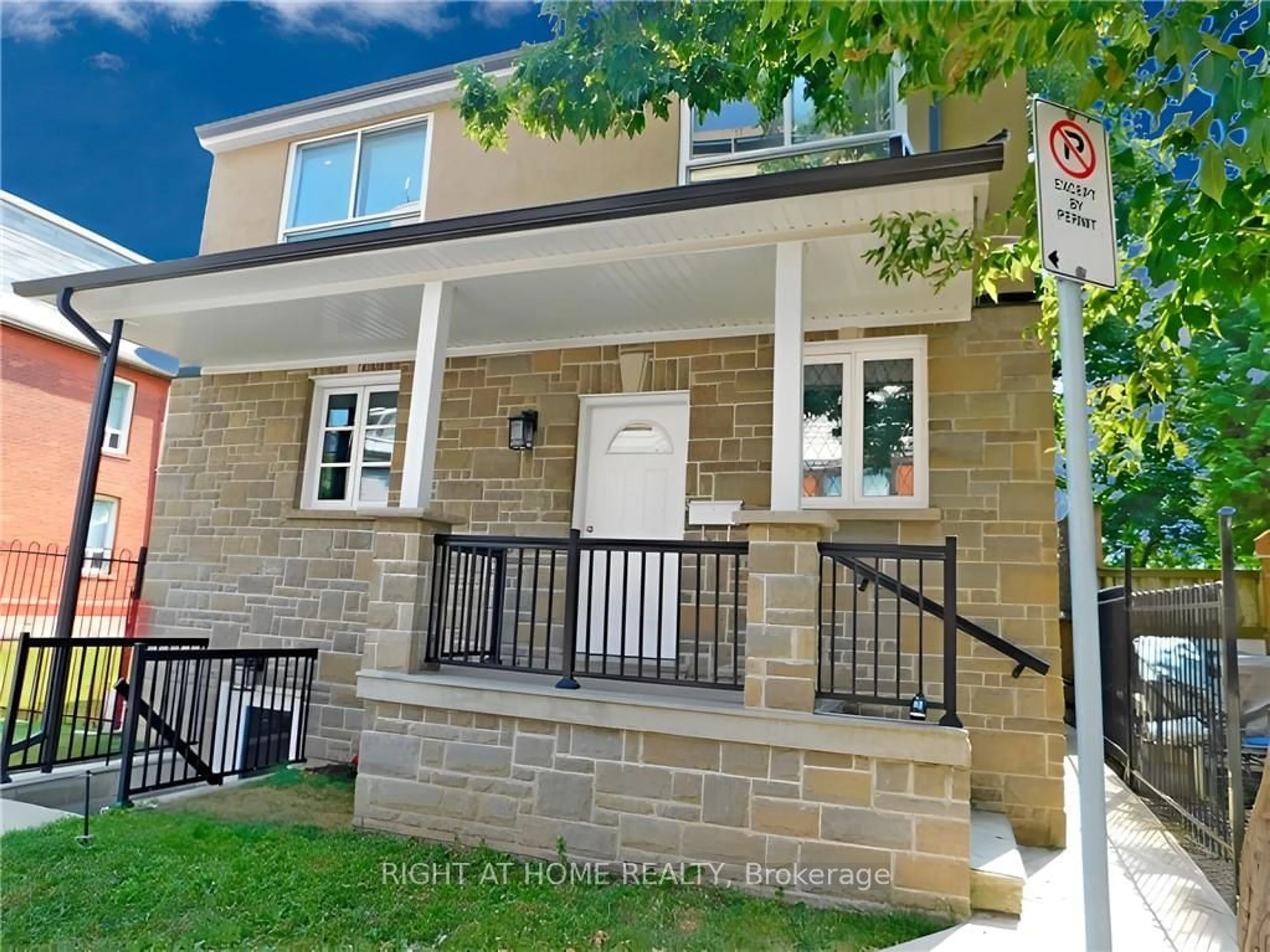 Home with brick exterior material, street for 8 Harvey St, Hamilton Ontario L8L 2L8