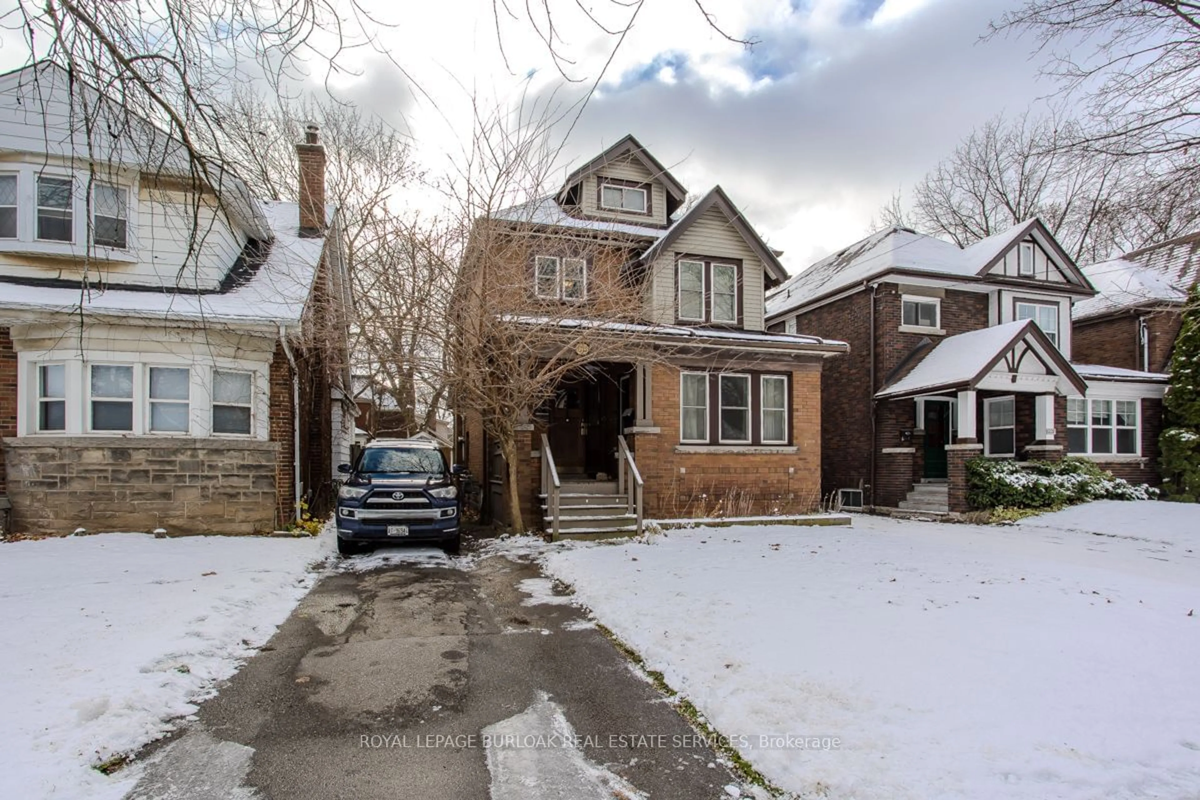 Home with brick exterior material, street for 1225 King St, Hamilton Ontario L8S 1M5