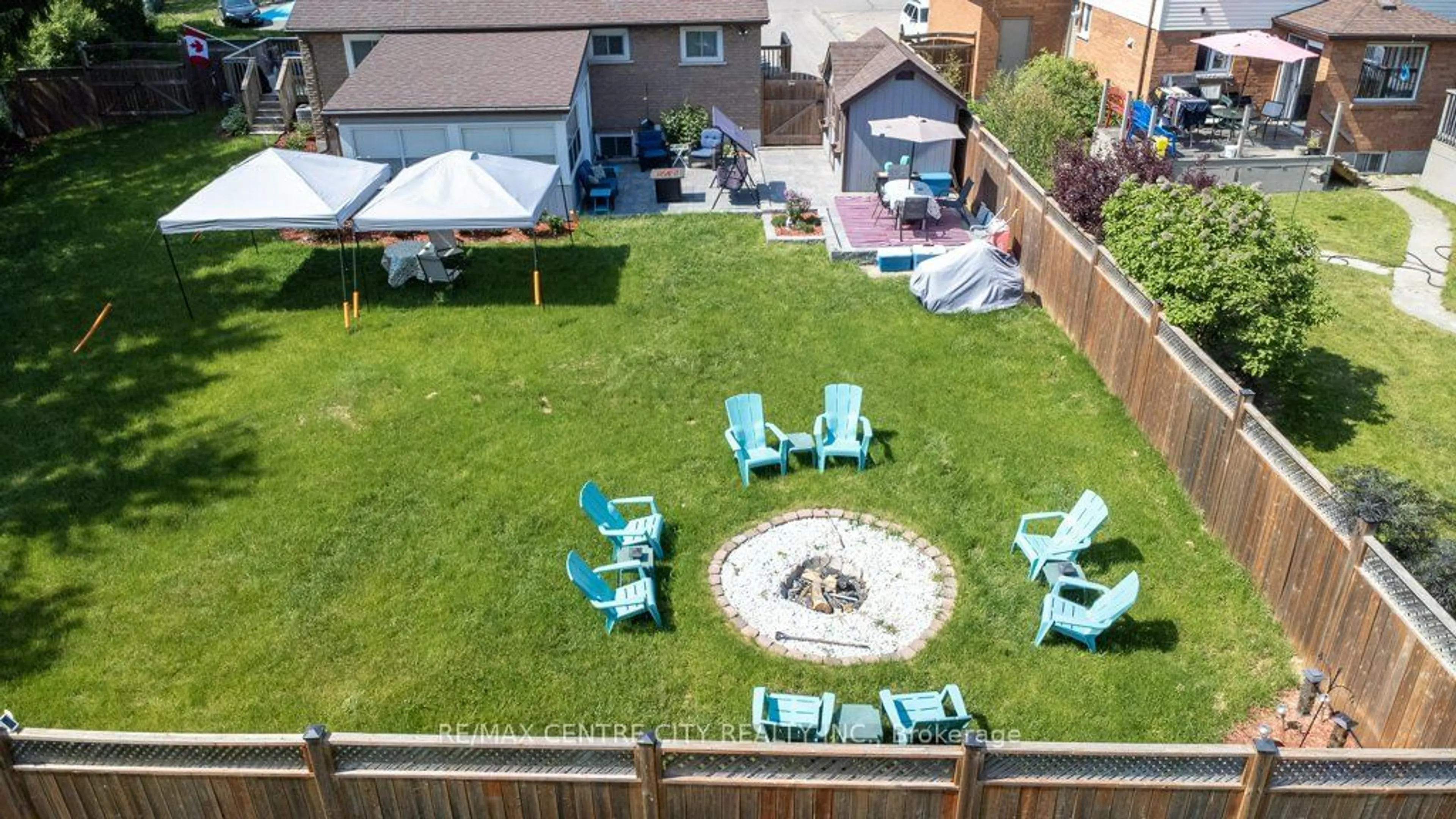 A pic from outside/outdoor area/front of a property/back of a property/a pic from drone, unknown for 732 Salter Ave, Woodstock Ontario N4S 2P5