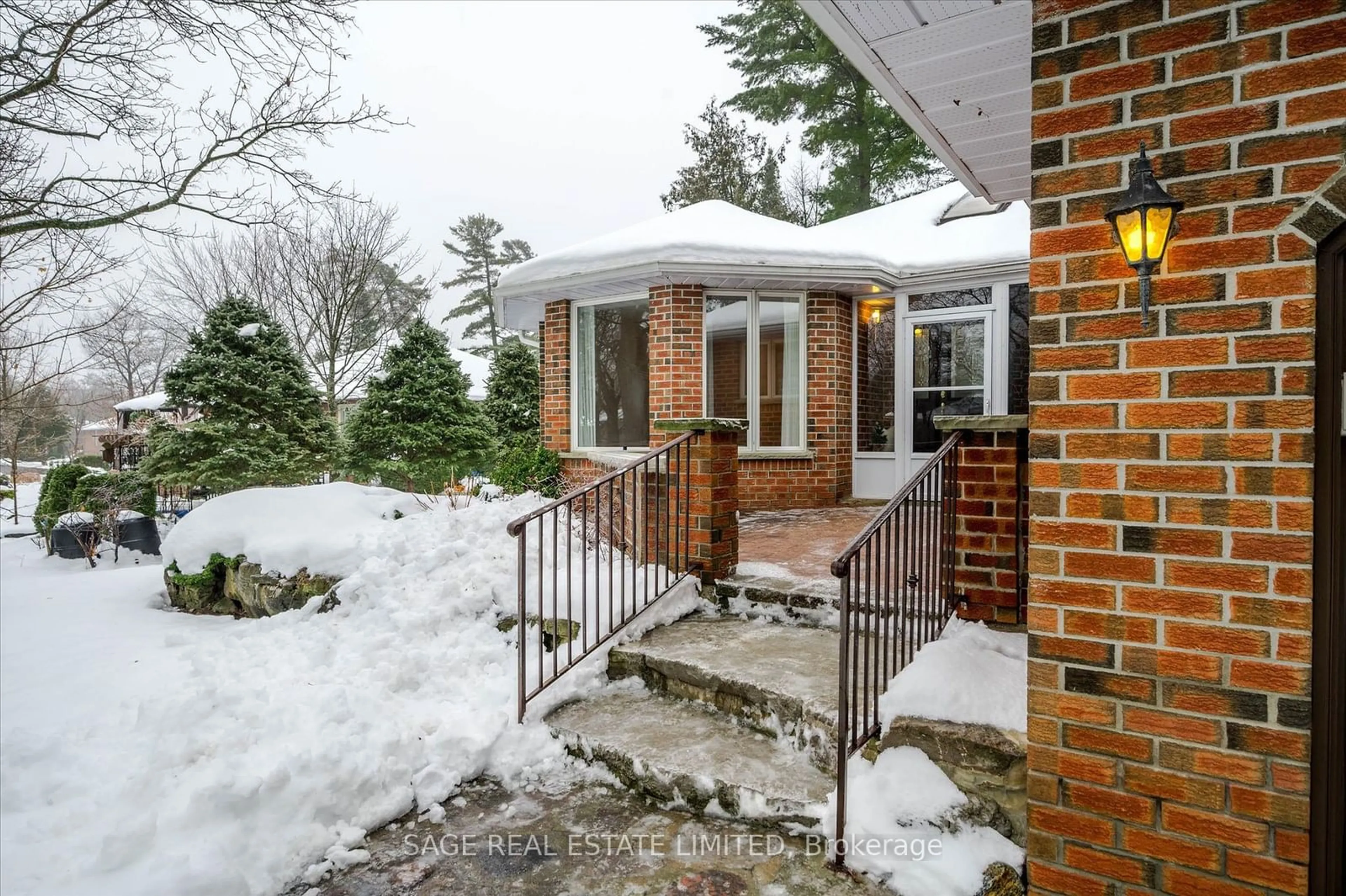 Home with brick exterior material, street for 17 Patricia Pl, Kawartha Lakes Ontario K0M 1A0