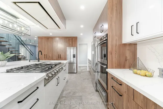 Additional image 30 of 1204 West 5th St