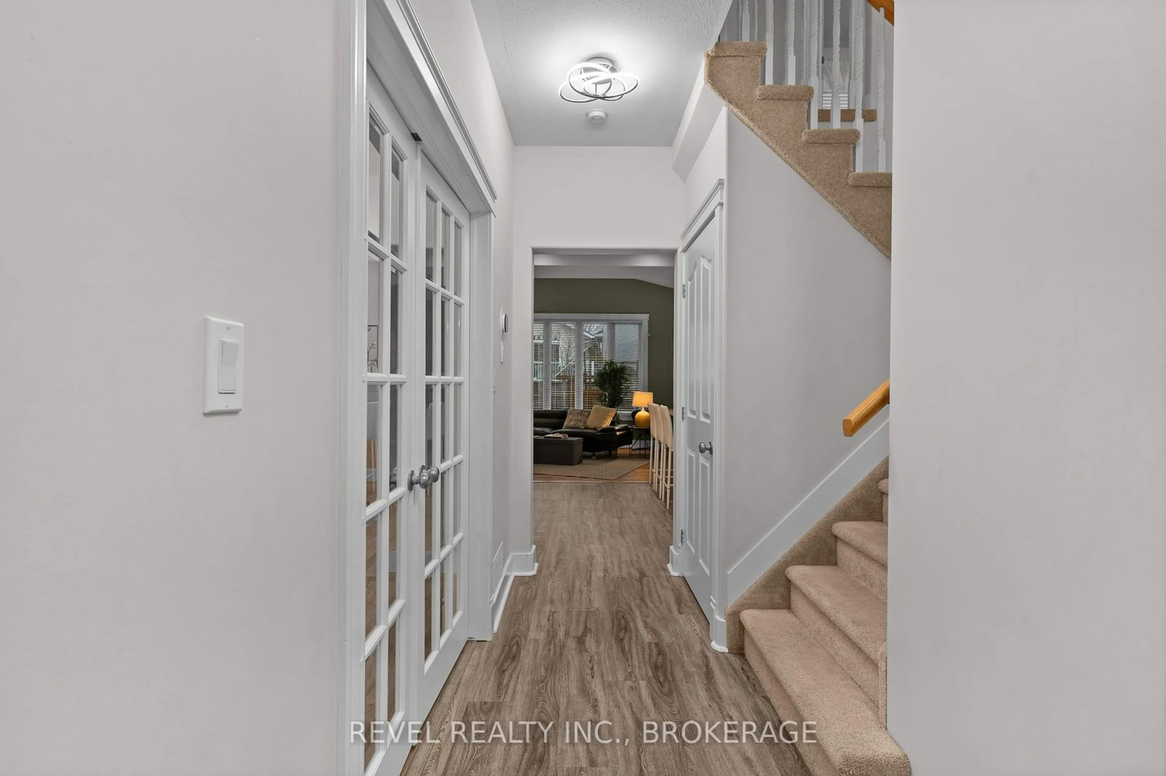 Indoor entryway for 2138 Balantrae Circ, Kingston Ontario K7M 9H8