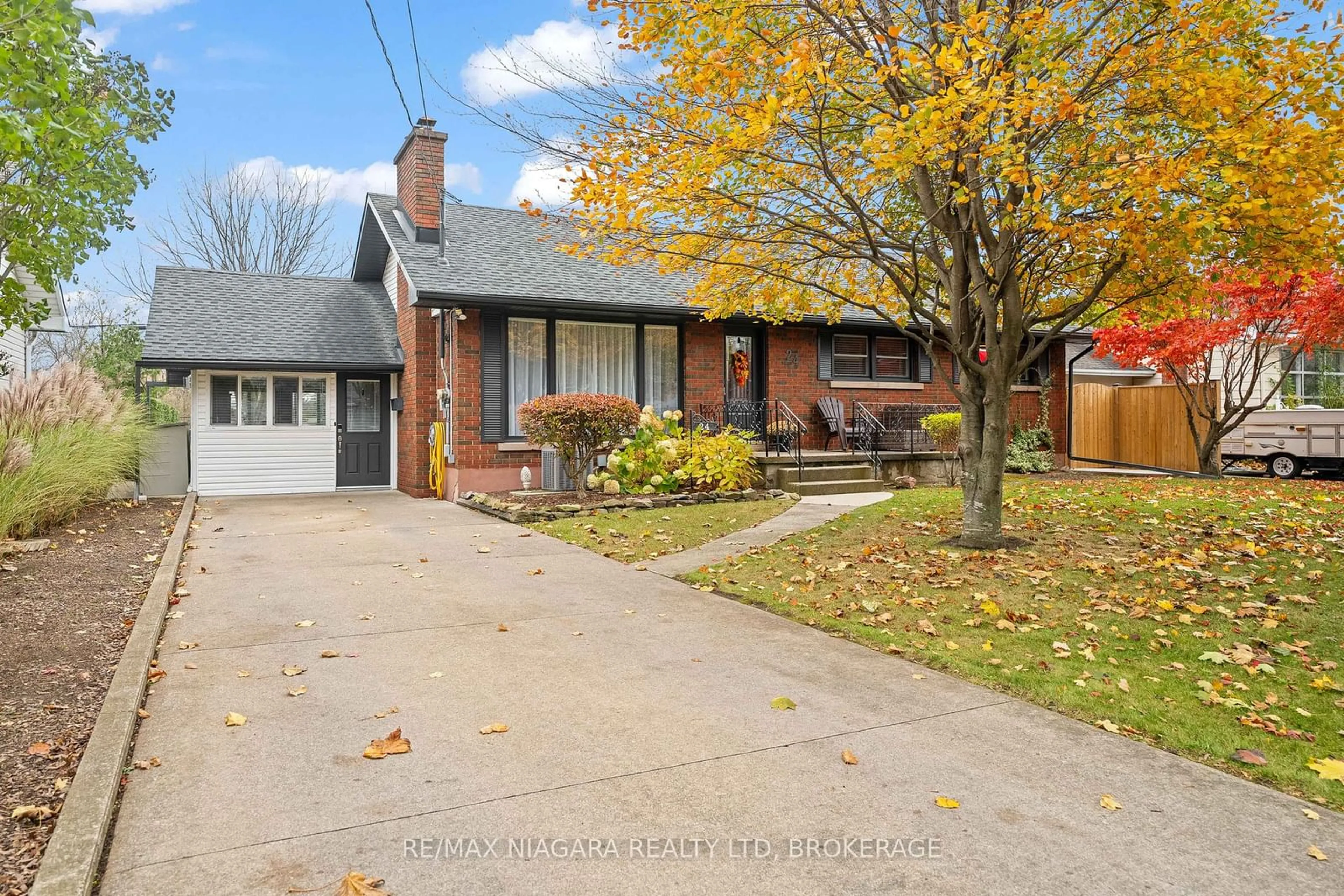 Home with brick exterior material, street for 24 Brisbane Glen, St. Catharines Ontario L2N 3K9