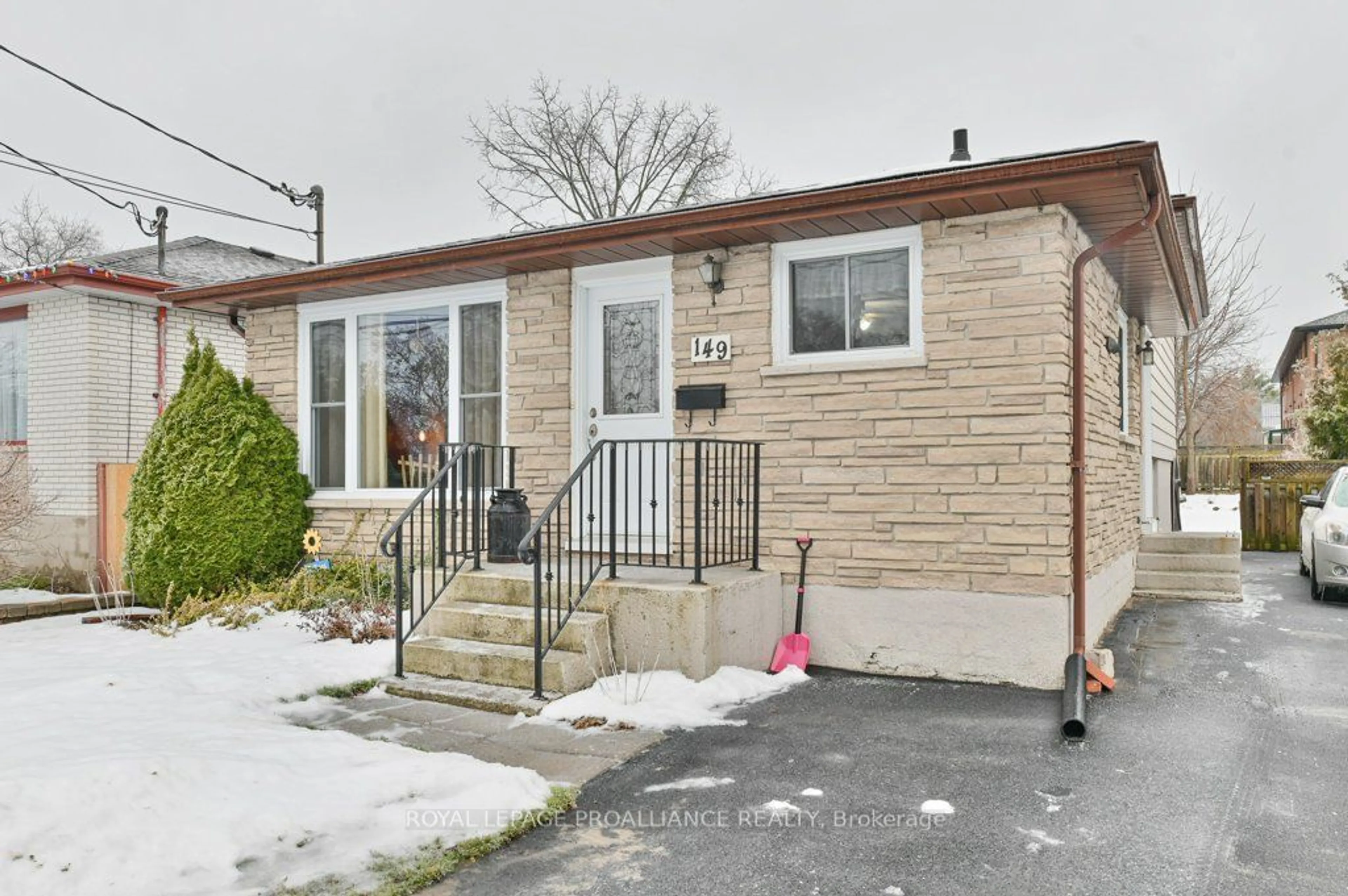 Unknown for 149 McGill St, Quinte West Ontario K8V 3K3