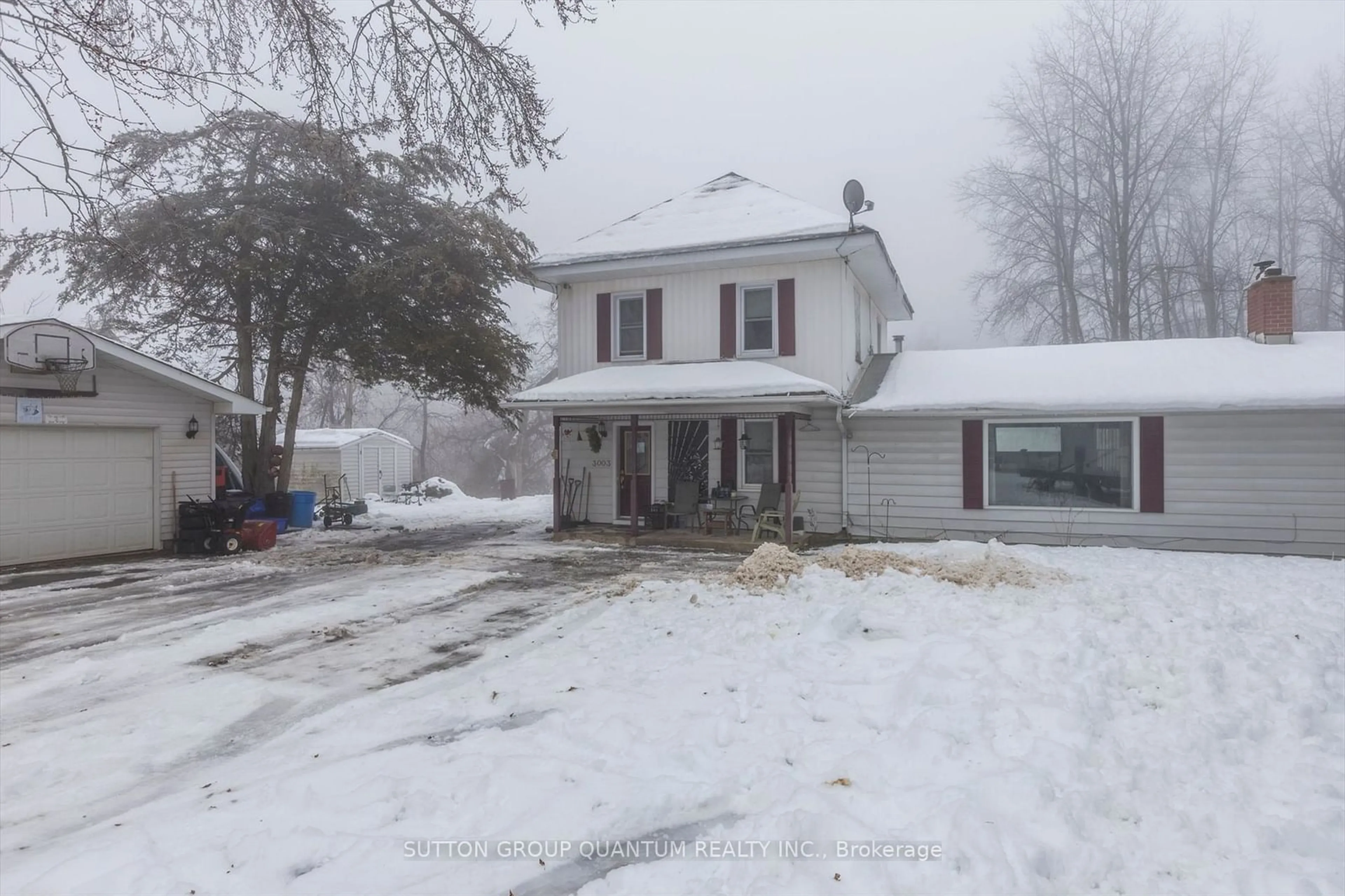 A pic from outside/outdoor area/front of a property/back of a property/a pic from drone, street for 3003 Clear Lake Rd, Smith-Ennismore-Lakefield Ontario K0L 2H0