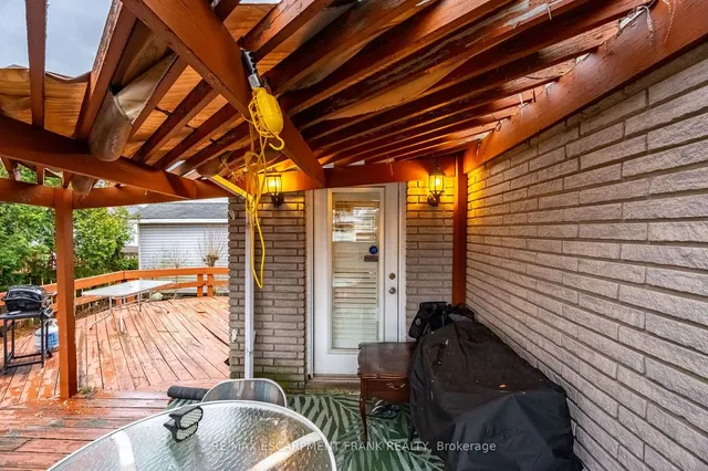 Additional property image - 7 GRANDOAKS Dr
