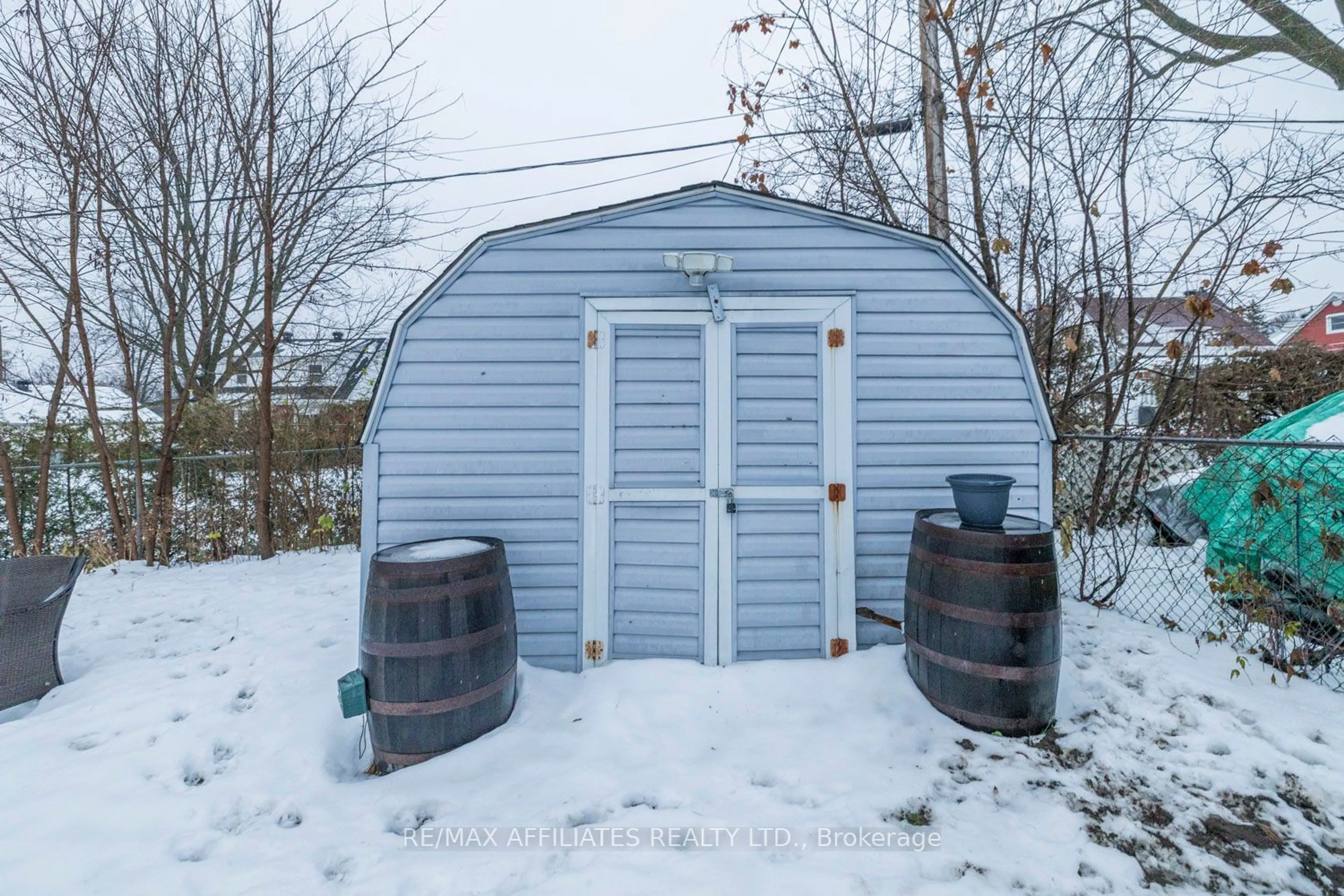 Shed for 8 Mckenzie Ave, Smiths Falls Ontario K7A 3G5