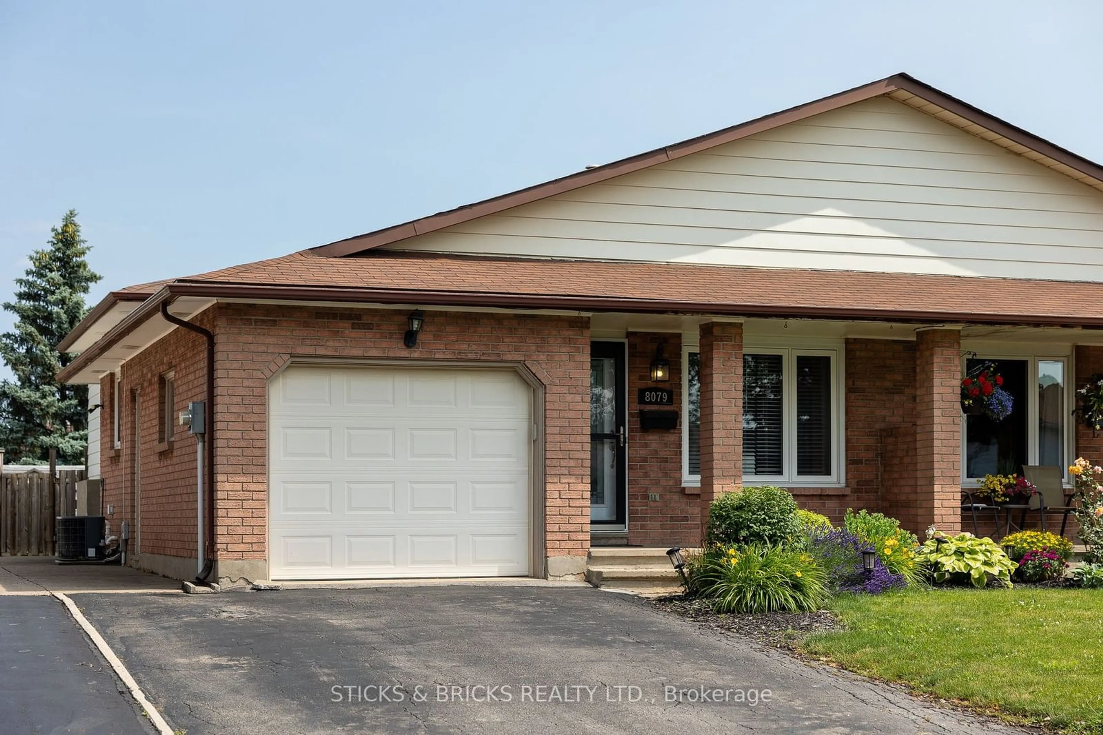 Home with brick exterior material, street for 8079 Post Rd, Niagara Falls Ontario L2H 2L2