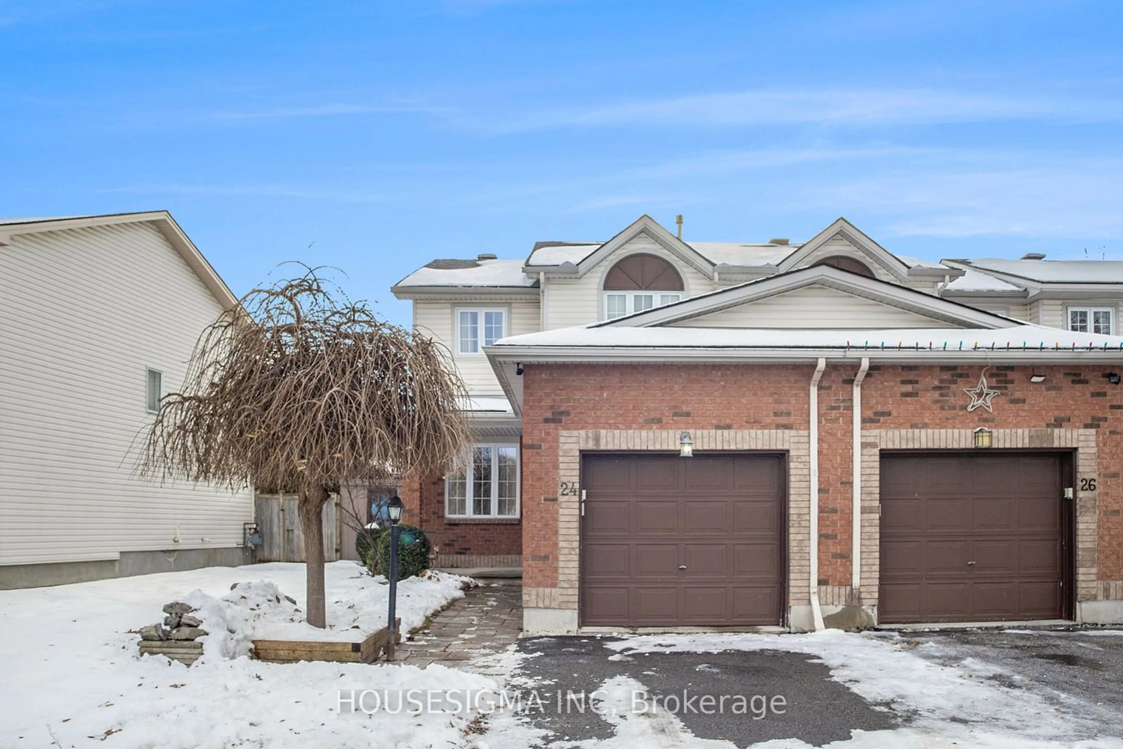 A pic from outside/outdoor area/front of a property/back of a property/a pic from drone, street for 24 Claridge Dr, Barrhaven Ontario K2J 4L8