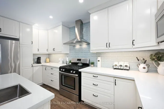 Additional property image - 85 Barons Ave