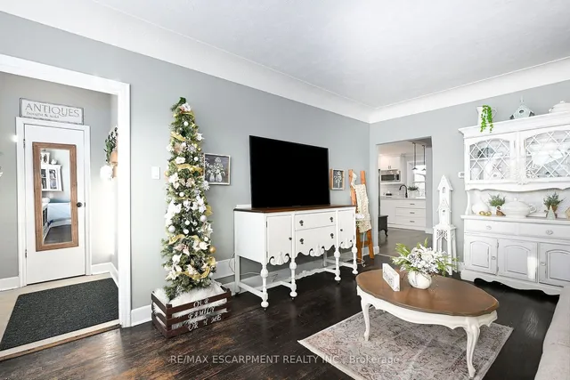 Additional property image - 85 Barons Ave