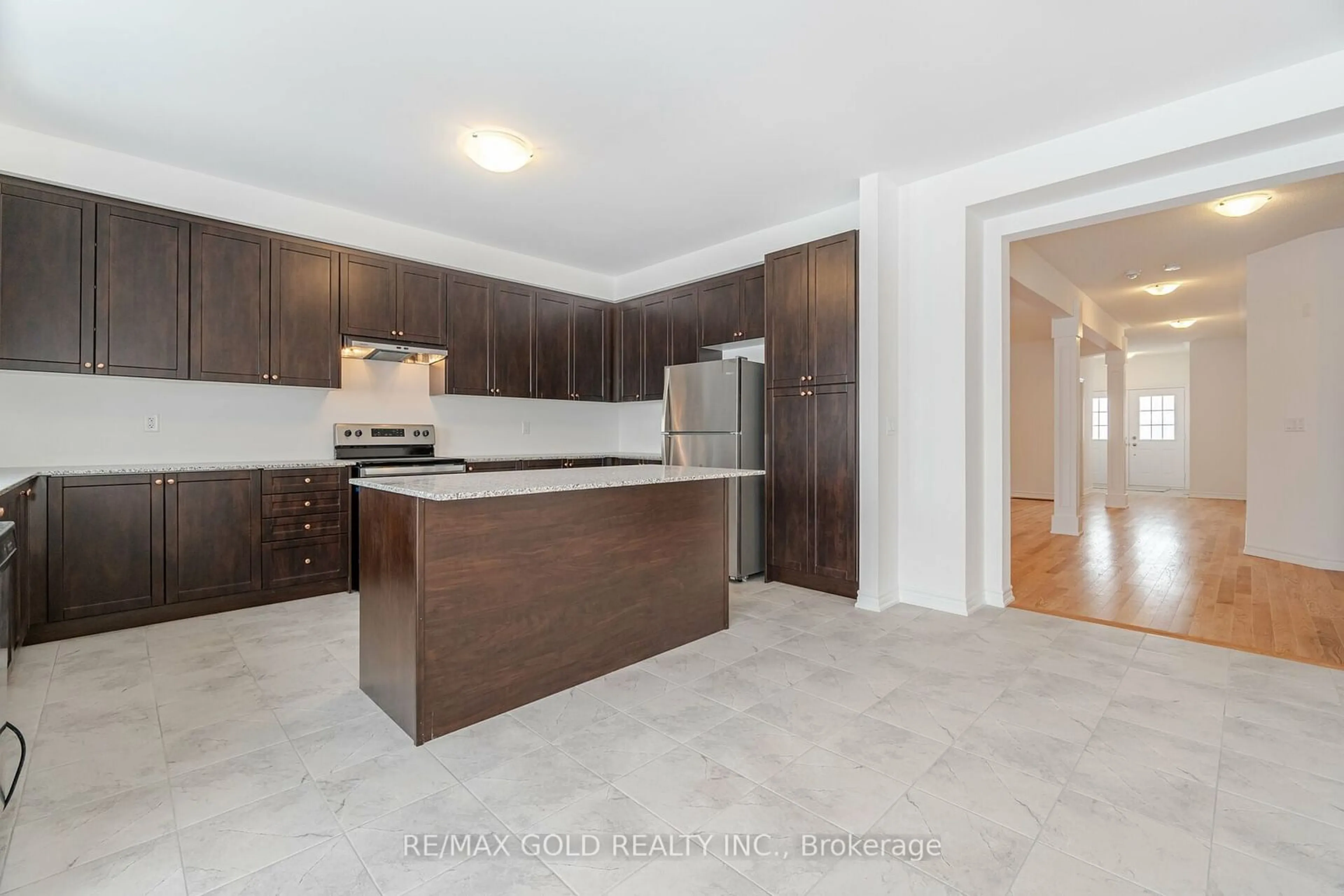 Open concept kitchen, unknown for 331 Russell St, Southgate Ontario N0C 1B0