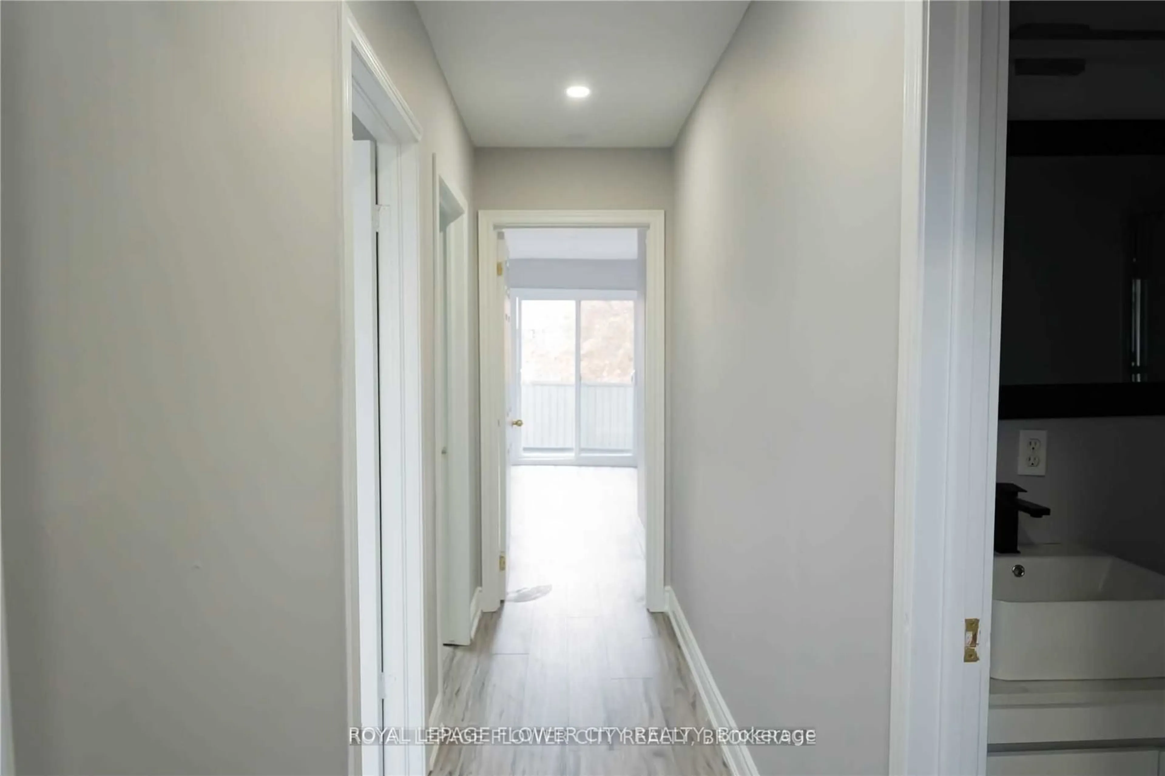 Indoor entryway for 9622 10th Sdrd, Erin Ontario N0B 1T0