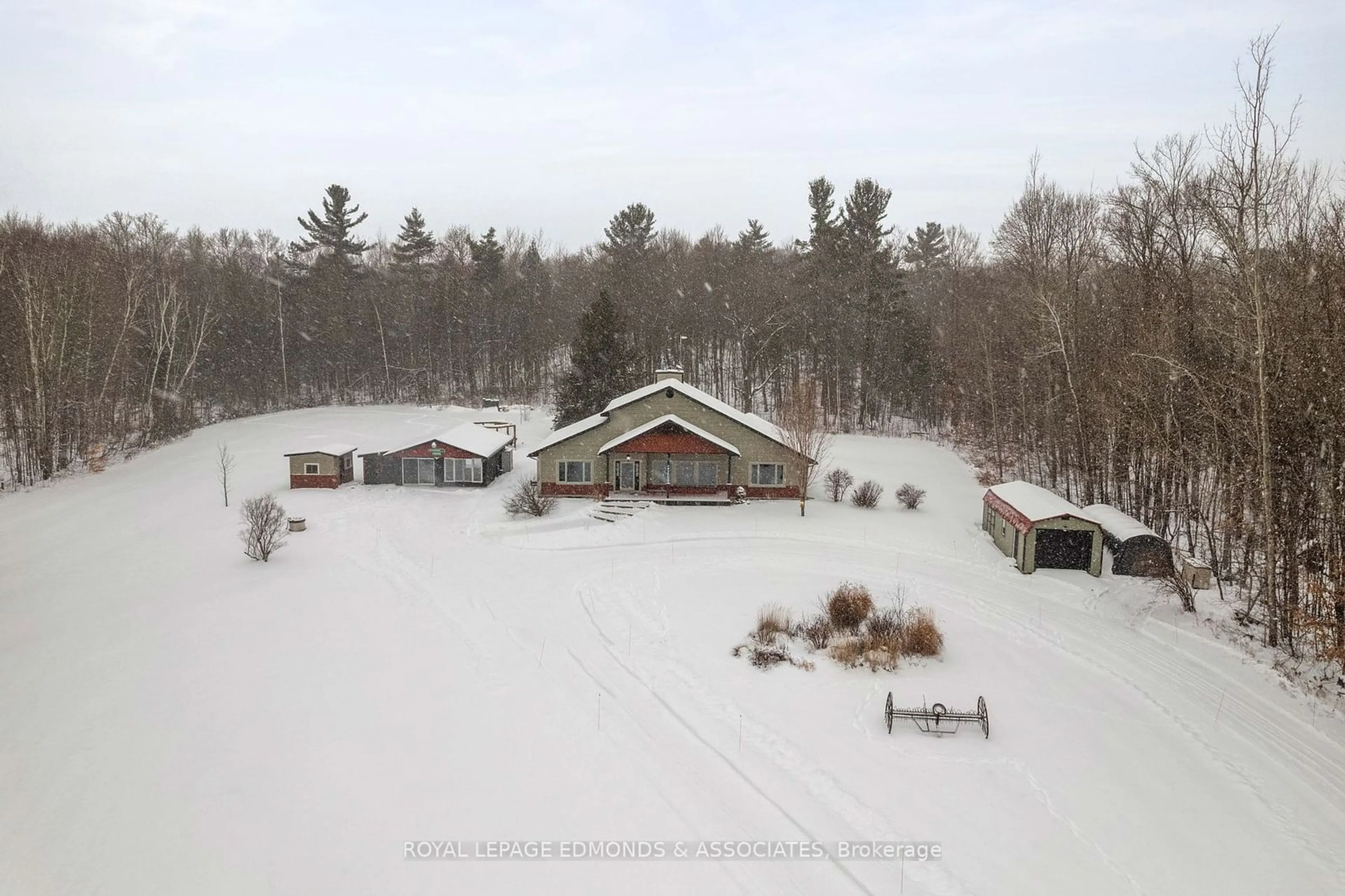 A pic from outside/outdoor area/front of a property/back of a property/a pic from drone, mountain view for 3033 Mclaughlin Rd, Whitewater Region Ontario K8A 6W3