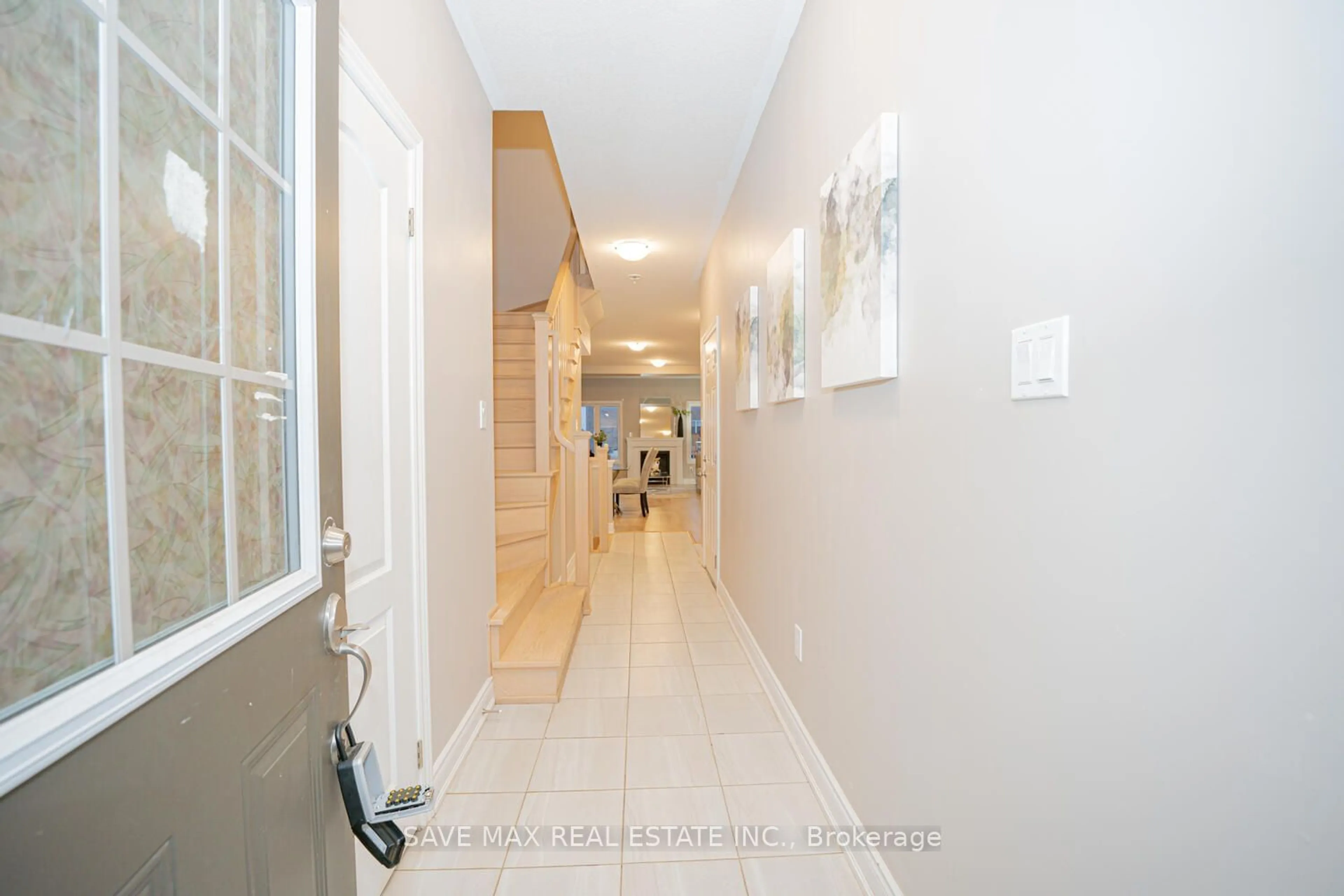 Indoor entryway for 126 Sunset Way, Thorold Ontario L0S 1A0