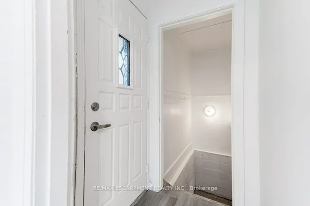 Additional property image - 453 Paling Ave