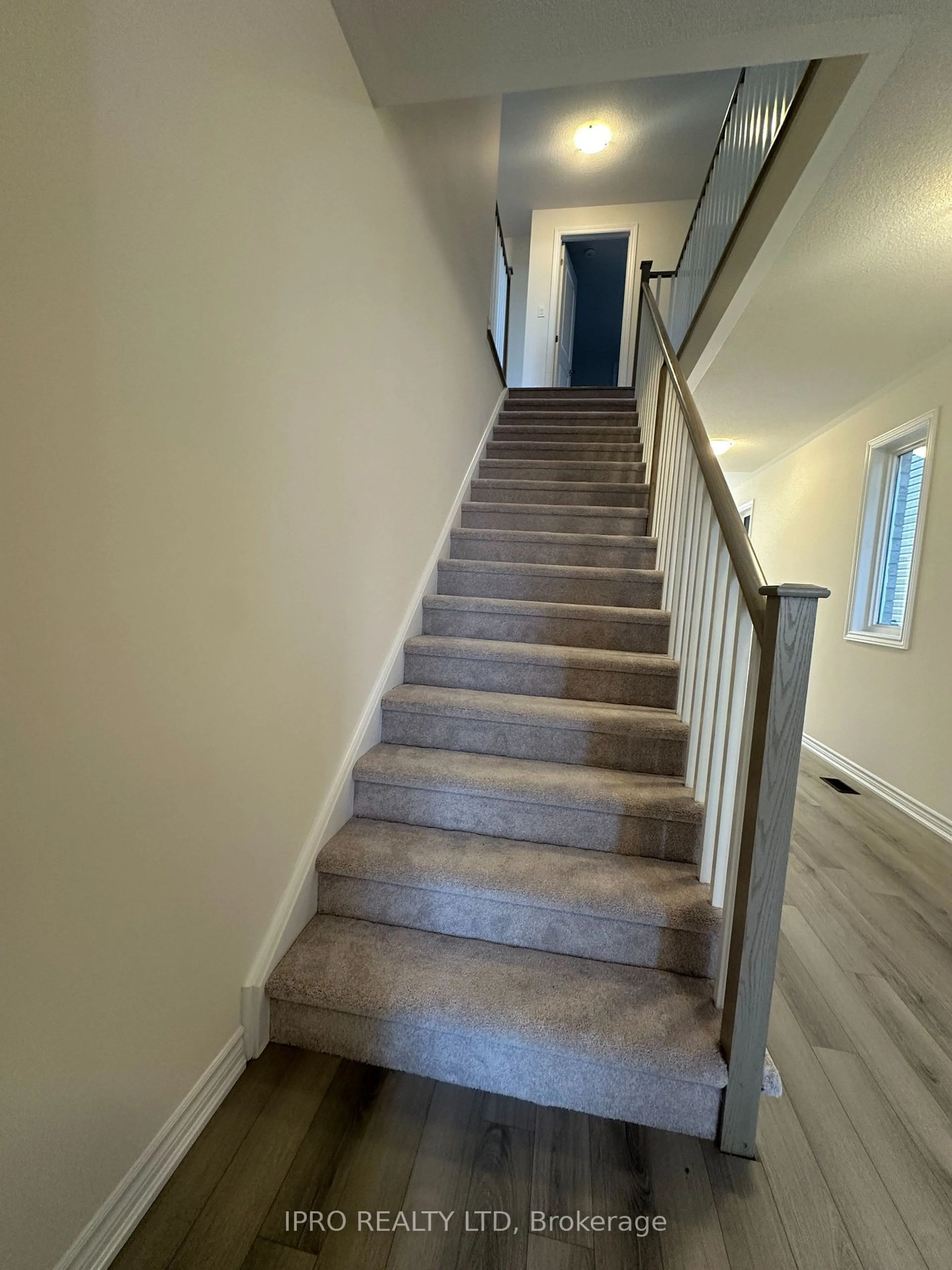 Stairs for 35 Conboy Dr, Erin Ontario N0B 1T0