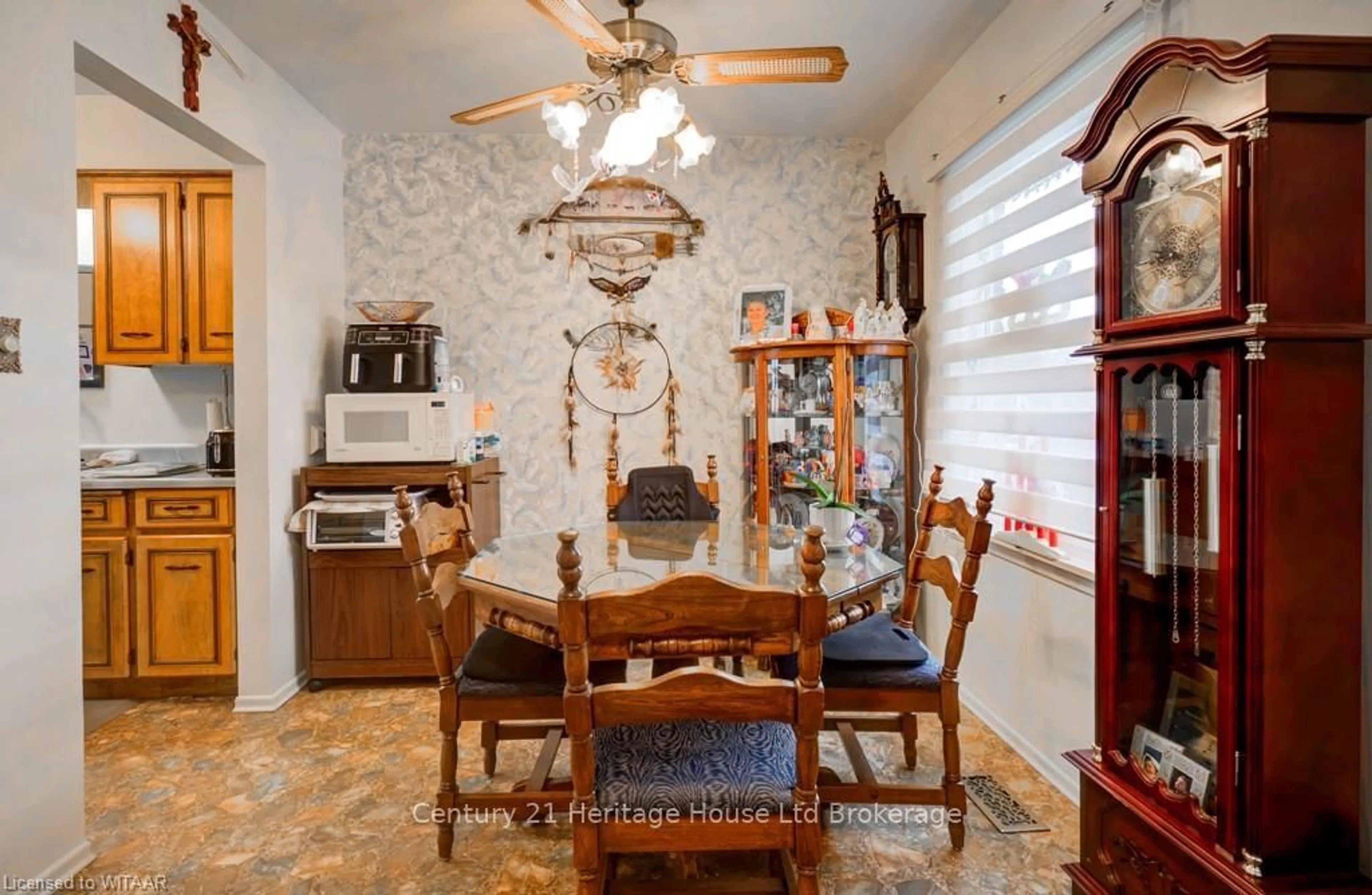 Dining room, ceramic/tile floor for 144 CONCESSION St #22, Tillsonburg Ontario N4G 1N5