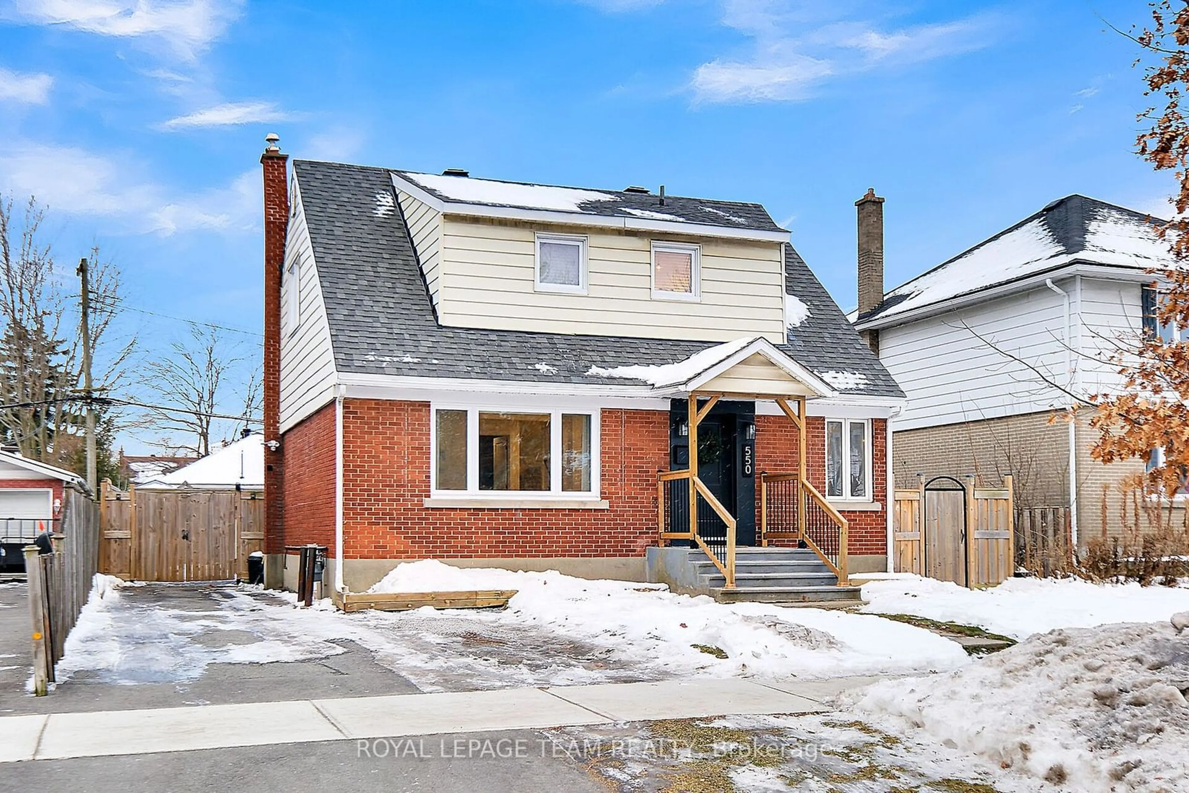 Home with brick exterior material, street for 550 Donald St, Overbook - Castleheights and Area Ontario K1K 1L7